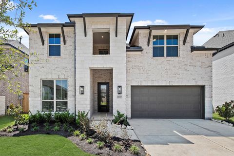 Photo of 10727 Alcyone Grove Way, Richmond, TX 77406 (MLS # 47229230)