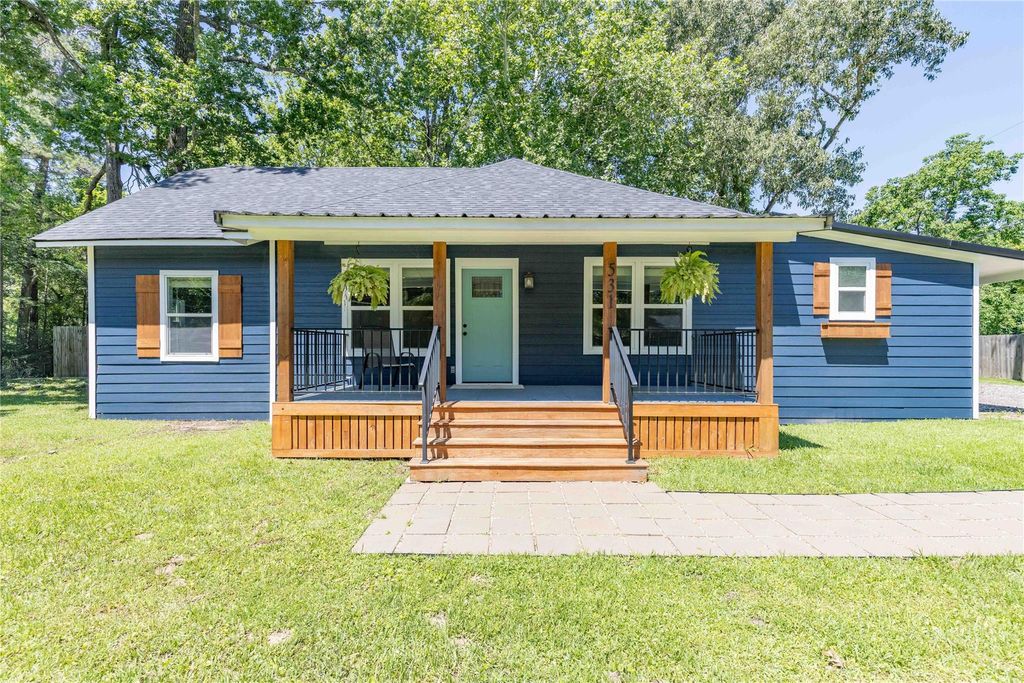 Photo of 531 Brookwater Drive, Huffman, TX 77336 (MLS # 47289494)