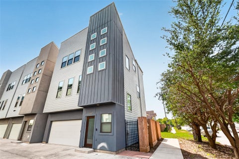 Photo of 2507 Webster Street, Houston, TX 77003 (MLS # 23143797)