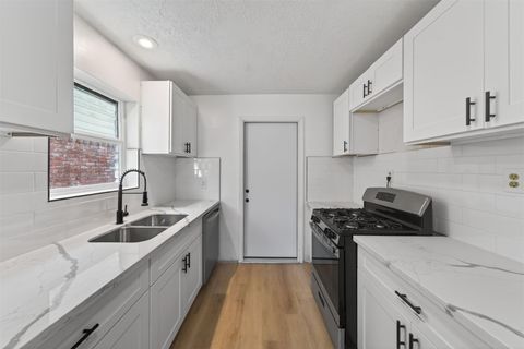 Tiny photo for 3111 Scotch Moss Lane, La Porte, TX 77571 (MLS # 86016477)