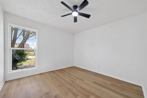 Tiny photo for 3111 Scotch Moss Lane, La Porte, TX 77571 (MLS # 86016477)