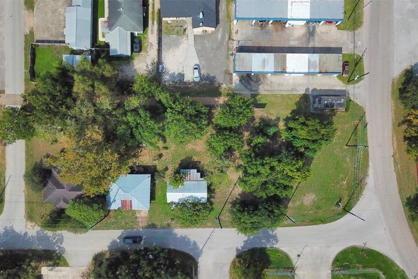 114 COMMERCE ST, MAGNOLIA, TX 77355 - Image 7fc2b7e902b0e9867a32ccd5e7a6097d/3343197929
