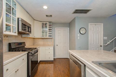 Tiny photo for 150 S Walden Elms Circle, The Woodlands, TX 77382 (MLS # 35709510)