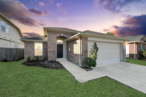 Photo of 21115 Field House Court, Humble, TX 77338 (MLS # 53913700)