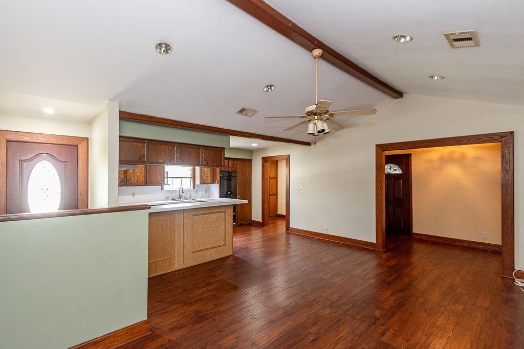 Photo of 618 W 9th Street, Freeport, TX 77541 (MLS # 57607080)