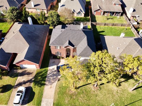 Photo of 14802 Belterraza Drive, Houston, TX 77083 (MLS # 89242057)