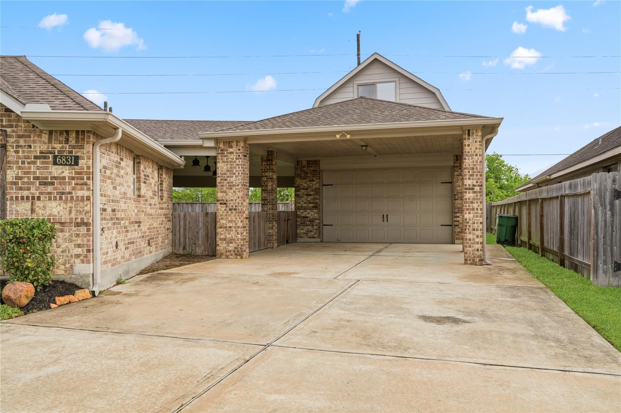 6831 Arlington Drive