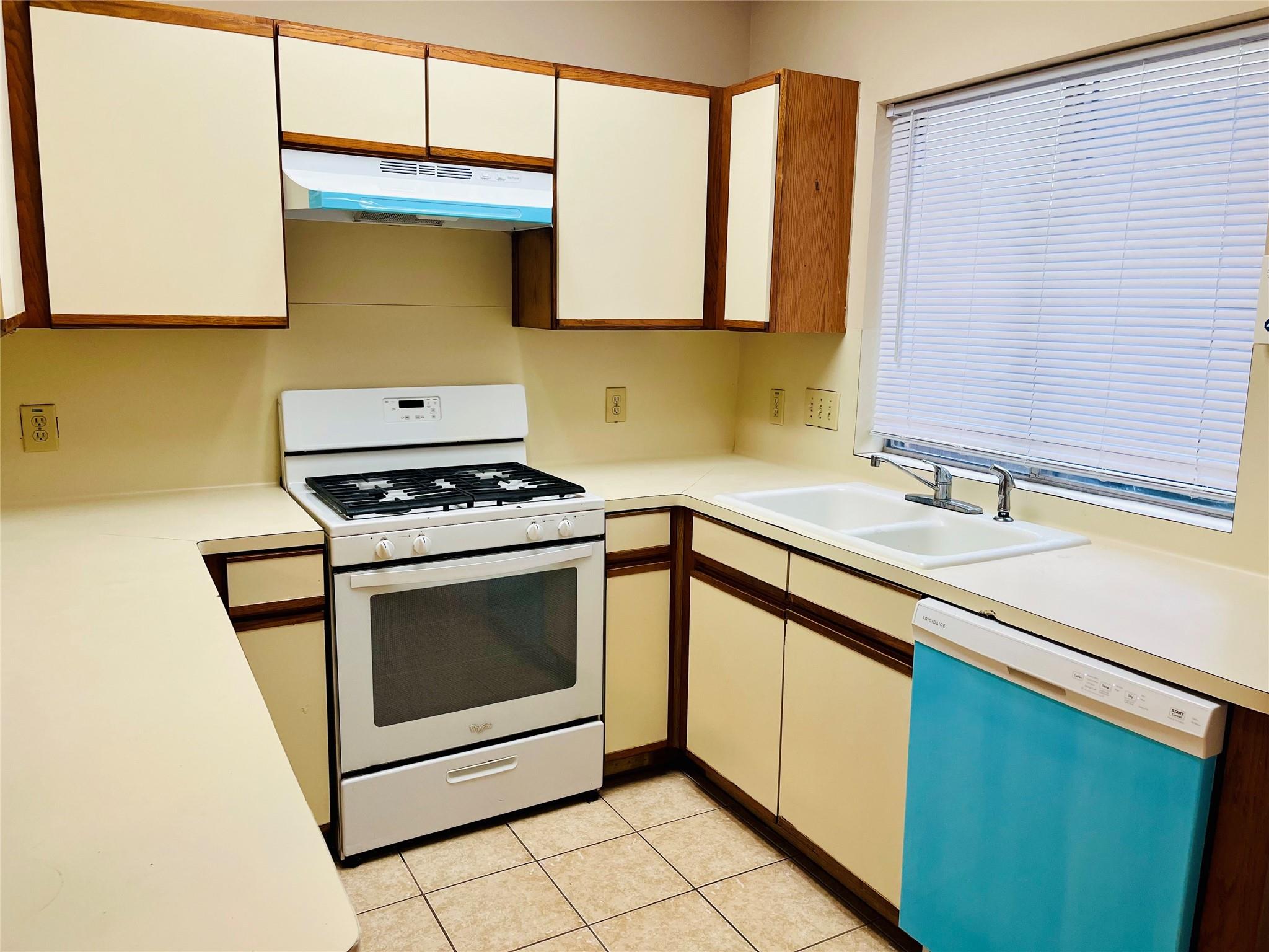 2910 Grants Lake Boulevard 1603