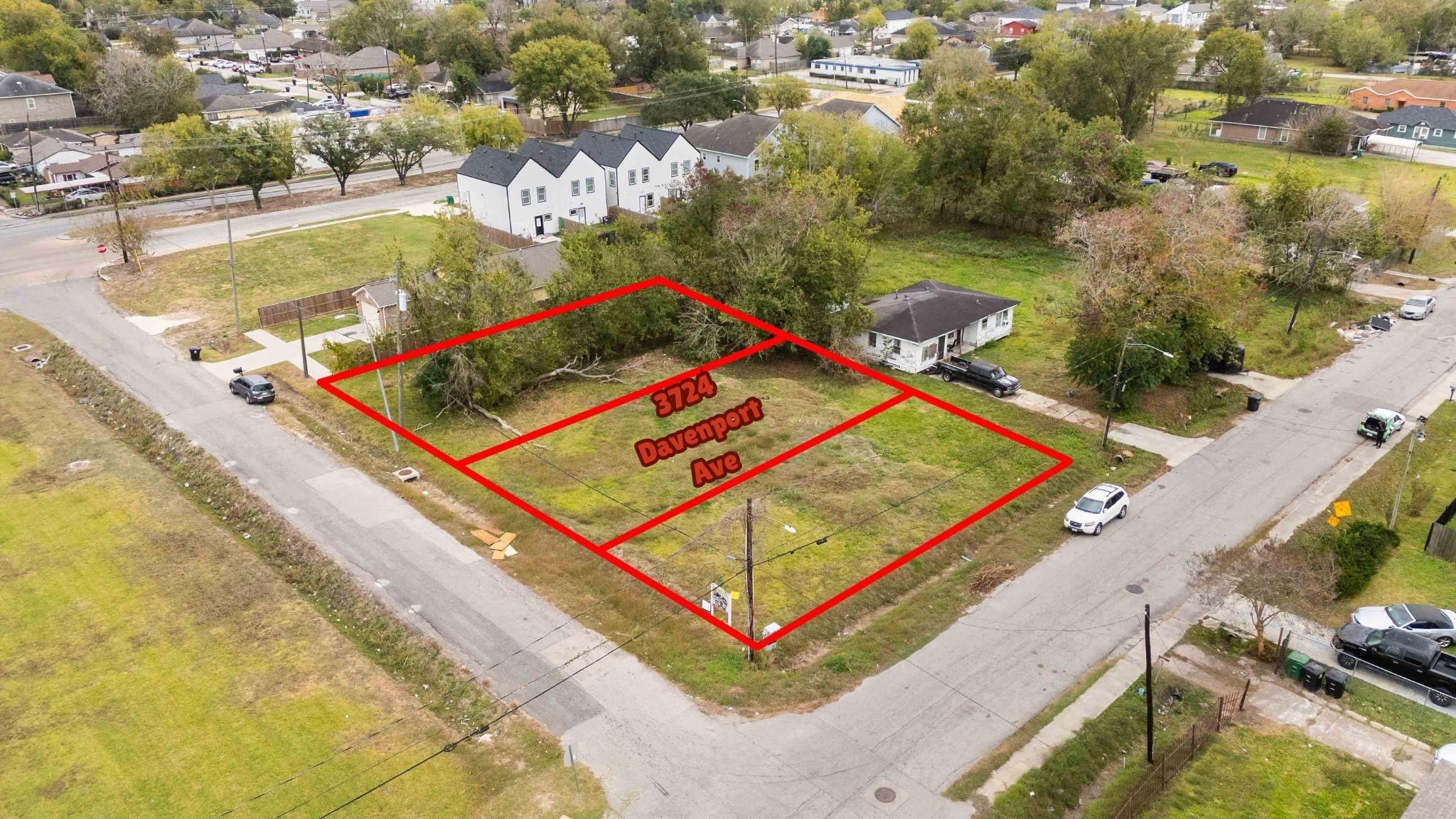 3724 Davenport Avenue