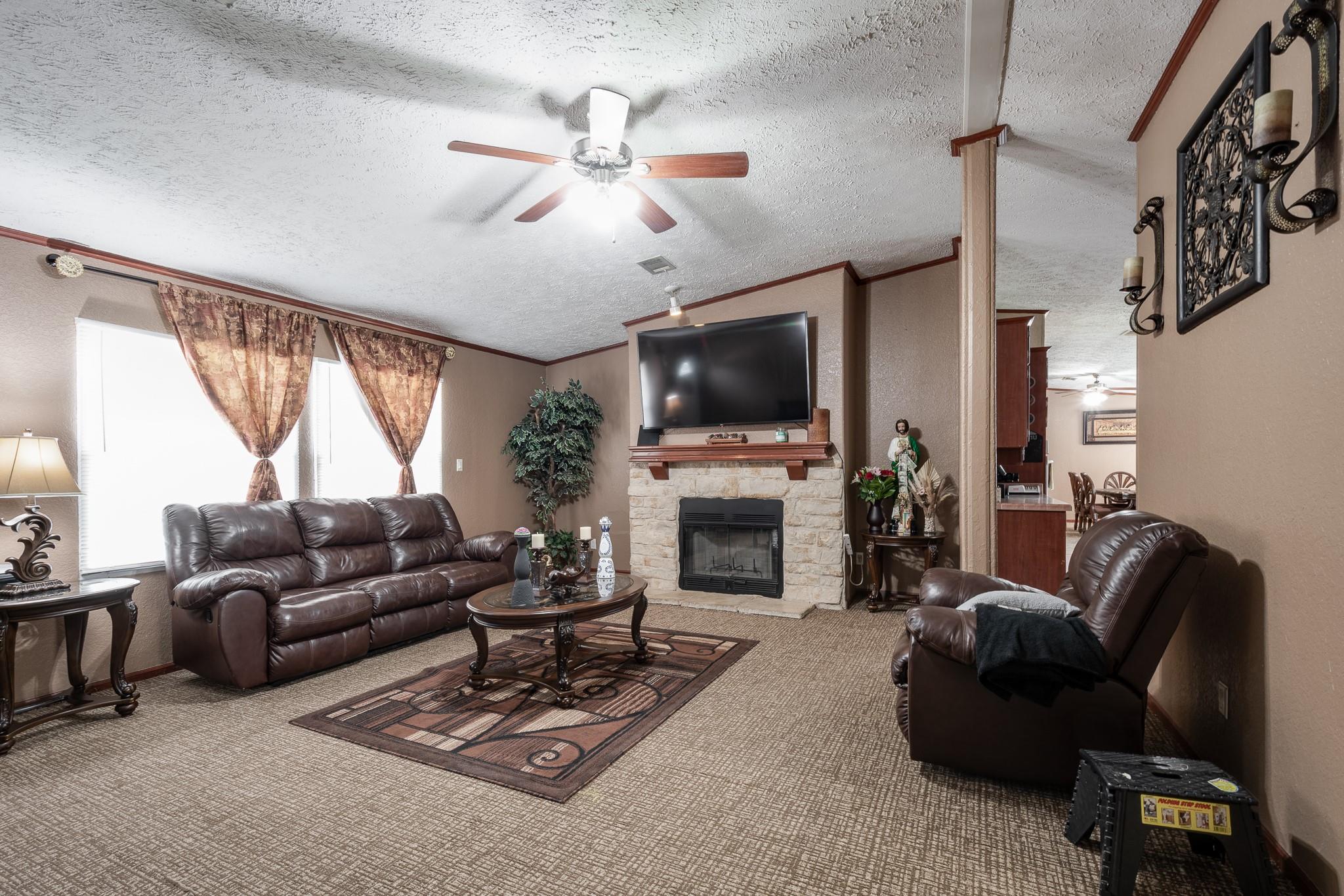 24910 Penny Lane