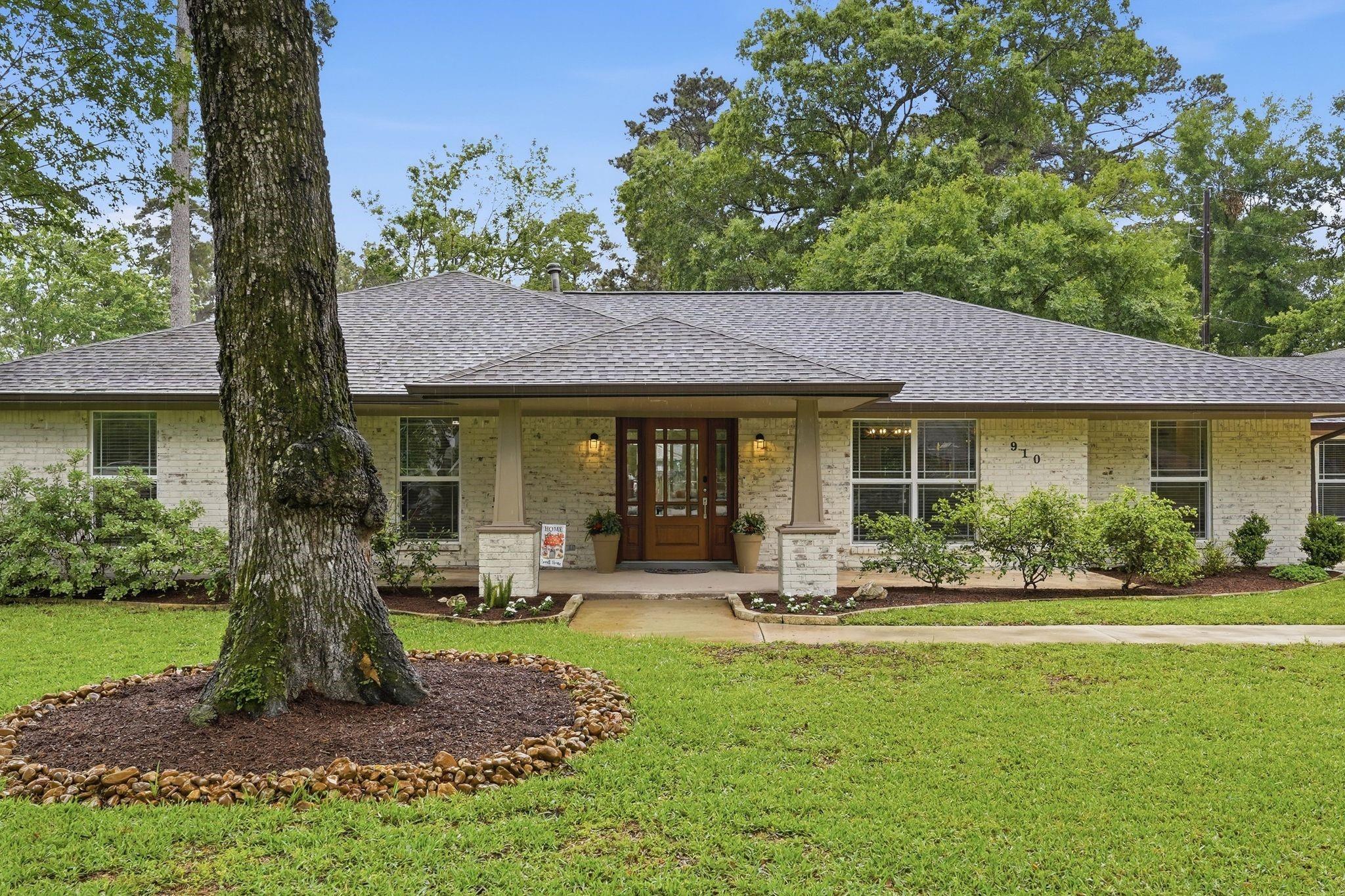 910 Southern Hills Road