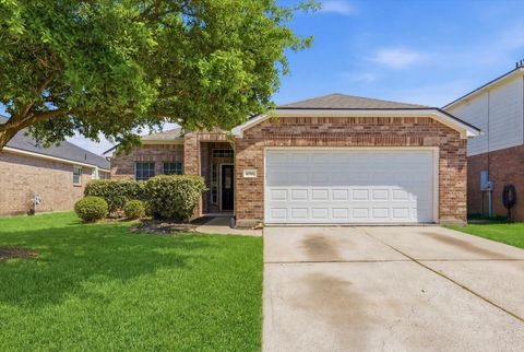 Homes For Sale - 4506 Prince Street<br/> Baytown, TX 77521