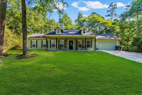 Photo of 27 Lakewood, Trinity, TX 75862 (MLS # 44196511)