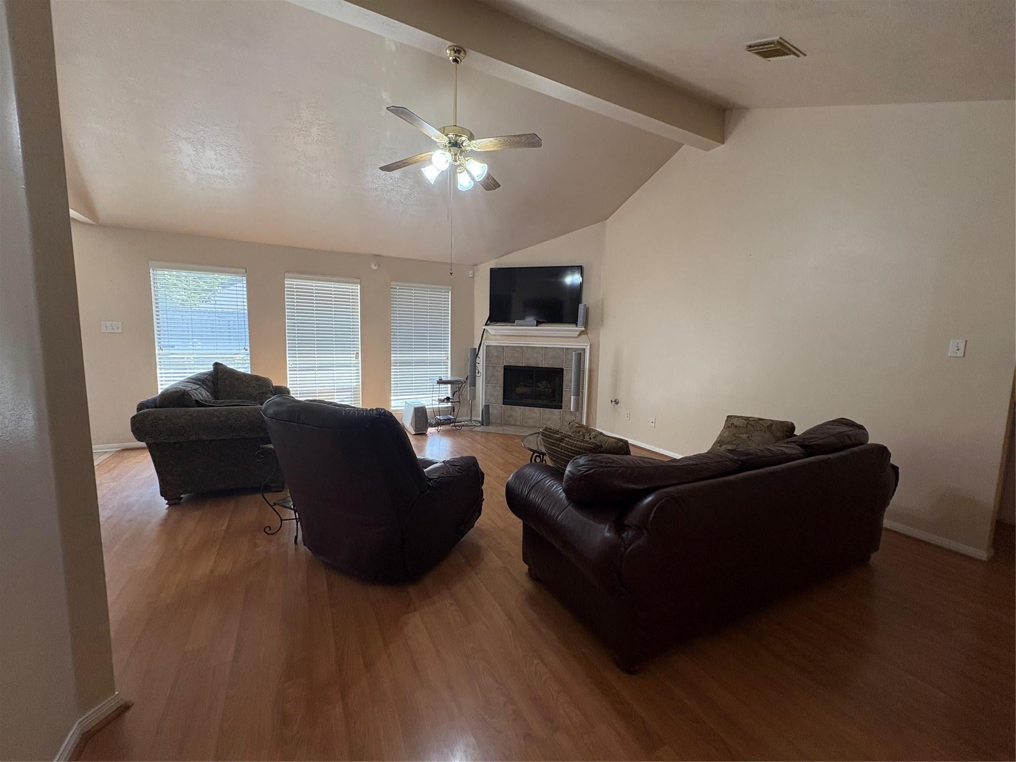 5026 Aquagate Drive