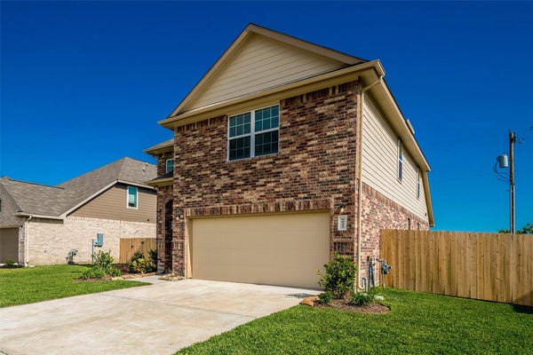 9522 YELLOW ROSE DR, TEXAS CITY, TX 77591 - Image 7fee05f3e2c8c744fcc4100dc8a6d4a8/256750103