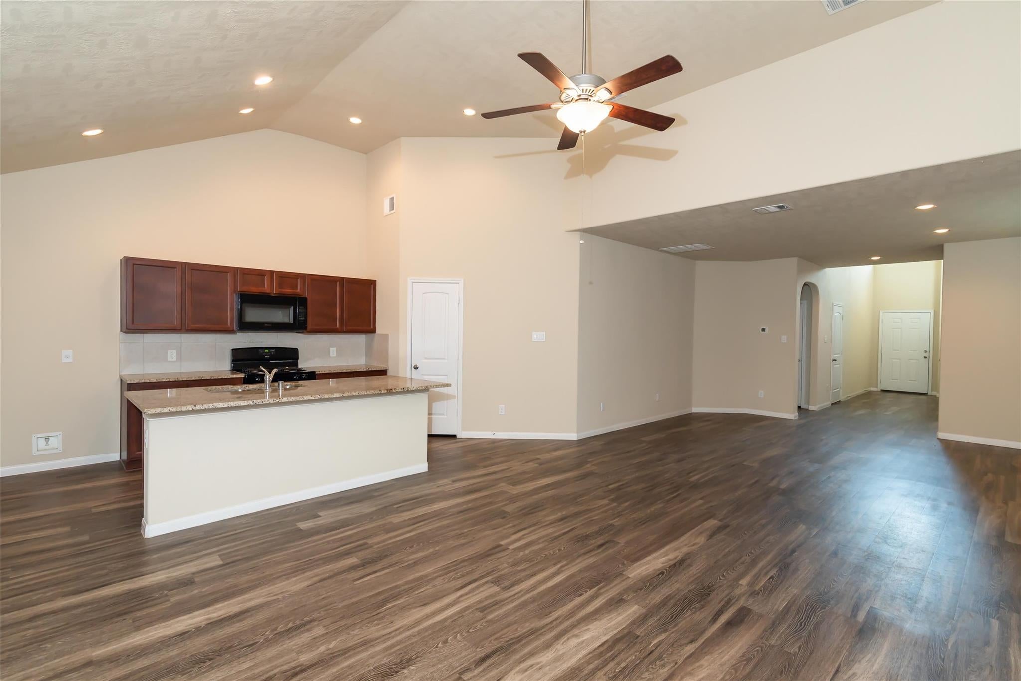 9522 Yellow Rose Drive