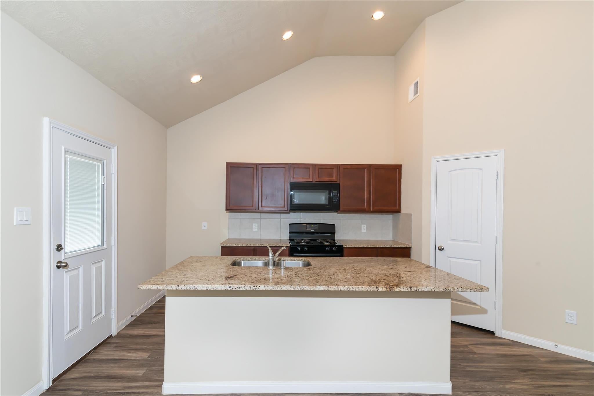 9522 Yellow Rose Drive