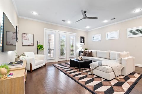 Photo of 1834 Bonner Street, Houston, TX 77007 (MLS # 37305831)