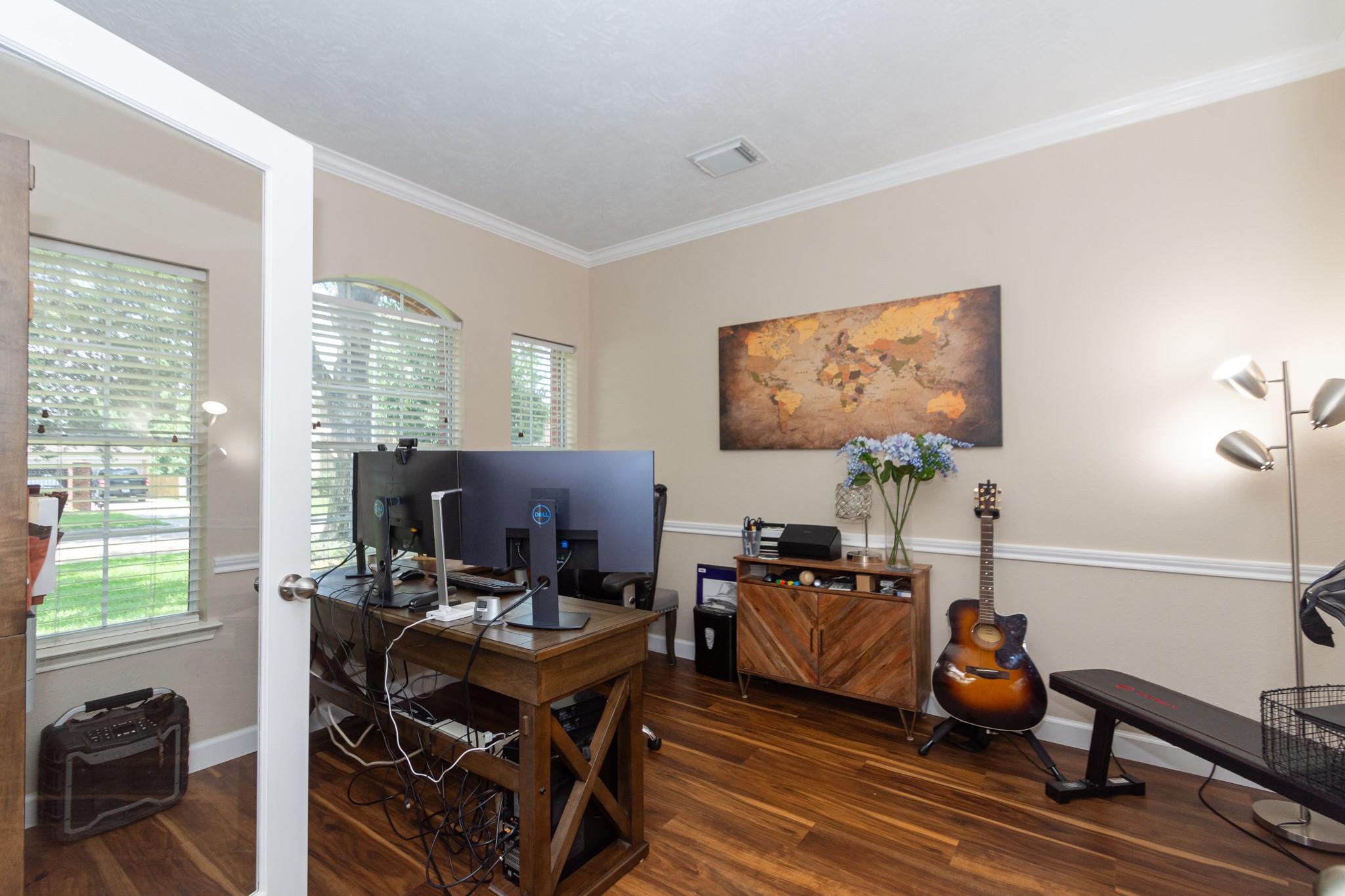 8219 Trophy Place Dr Drive