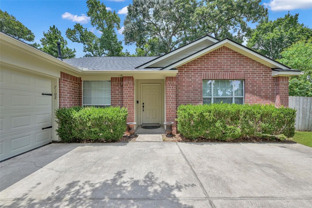 Photo of 7102 Dillon Drive, Magnolia, TX 77354 (MLS # 91878766)
