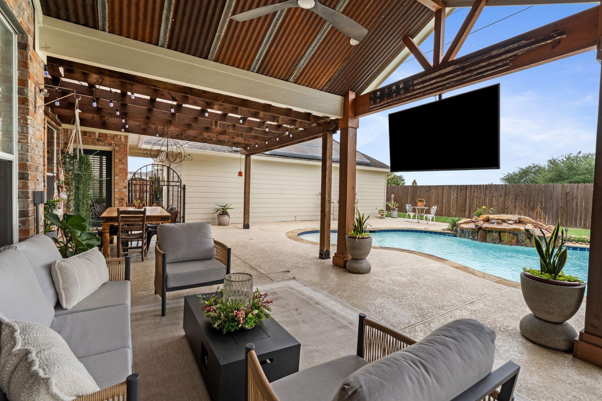 19015 Rustling Ridge Lane