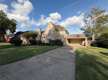 9118 Tepee Trail Houston TX 77064