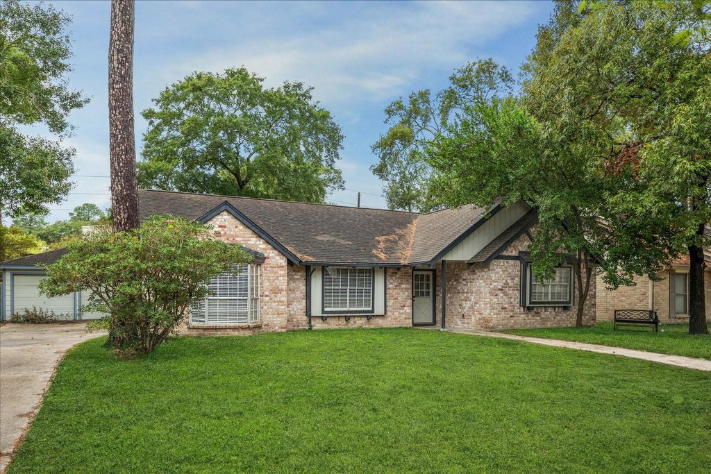 Photo of 13107 Tall Forest Drive, Cypress, TX 77429 (MLS # 5636313)