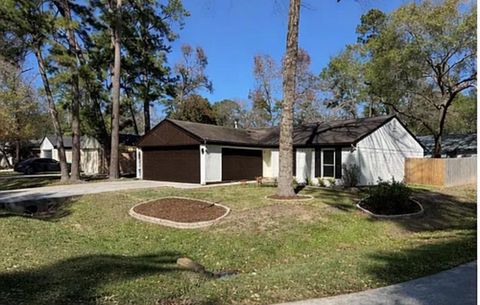 Photo of 1 Redberry Court, The Woodlands, TX 77381 (MLS # 46893108)