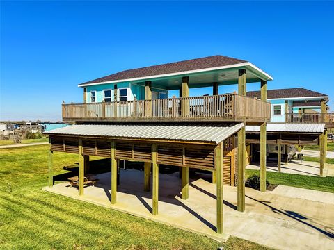 Photo of 109 Ocean Tide Drive, Crystal Beach, TX 77650 (MLS # 8416612)