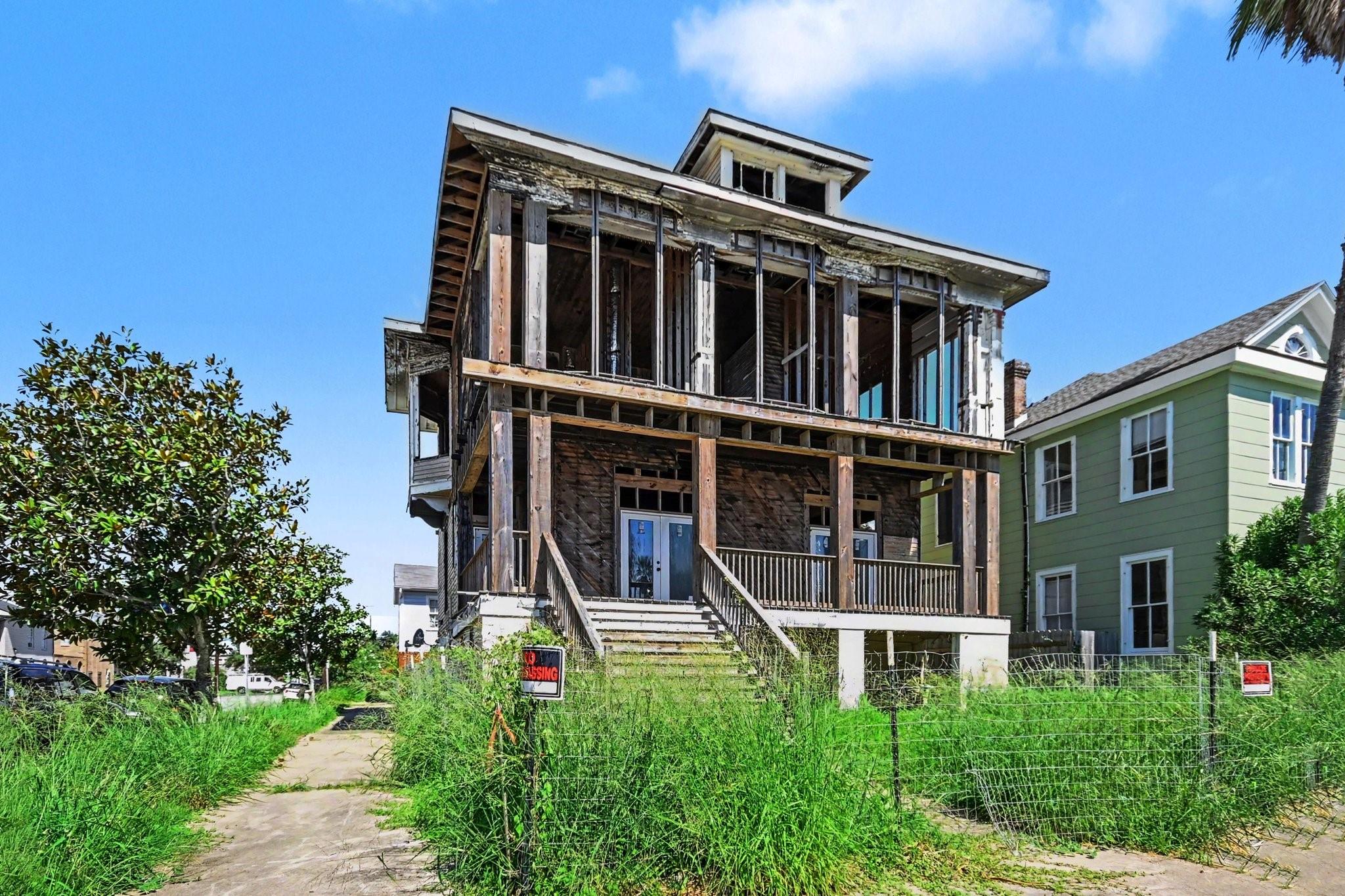 1128 Broadway Street