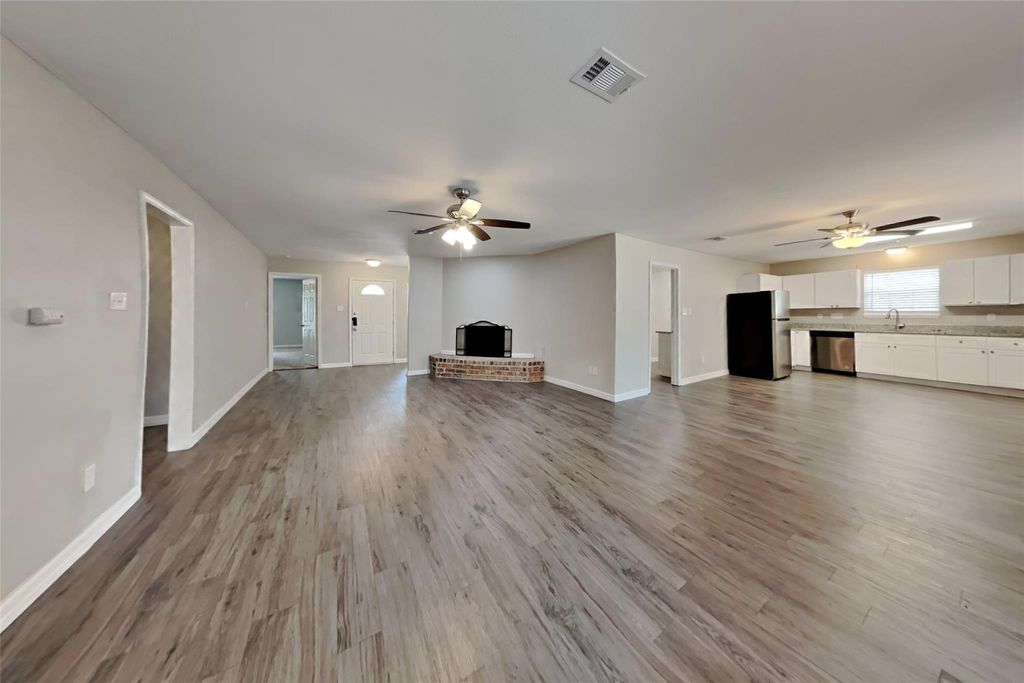 Photo of 3007 Birch Creek Drive, Houston, TX 77339 (MLS # 77008233)