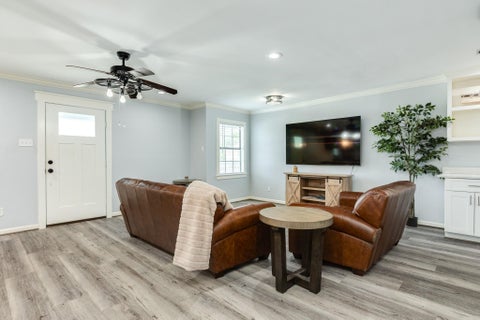 Photo of 5507 Menard Avenue, Galveston, TX 77551 (MLS # 17555486)