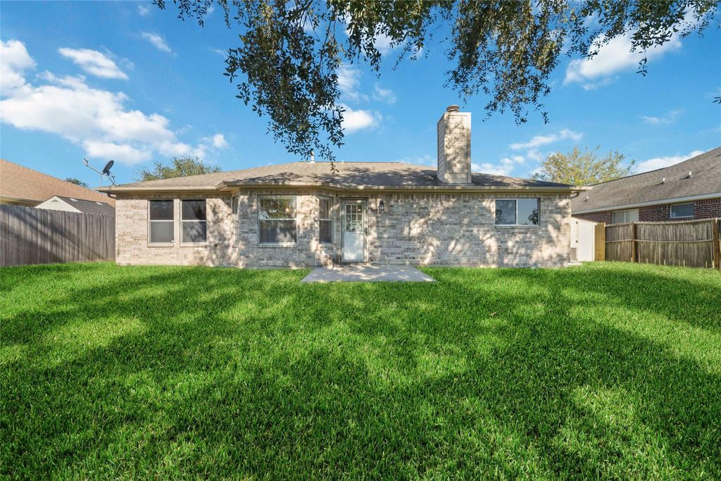 Photo of 17075 Great Glen Drive, Houston, TX 77084 (MLS # 24865350)
