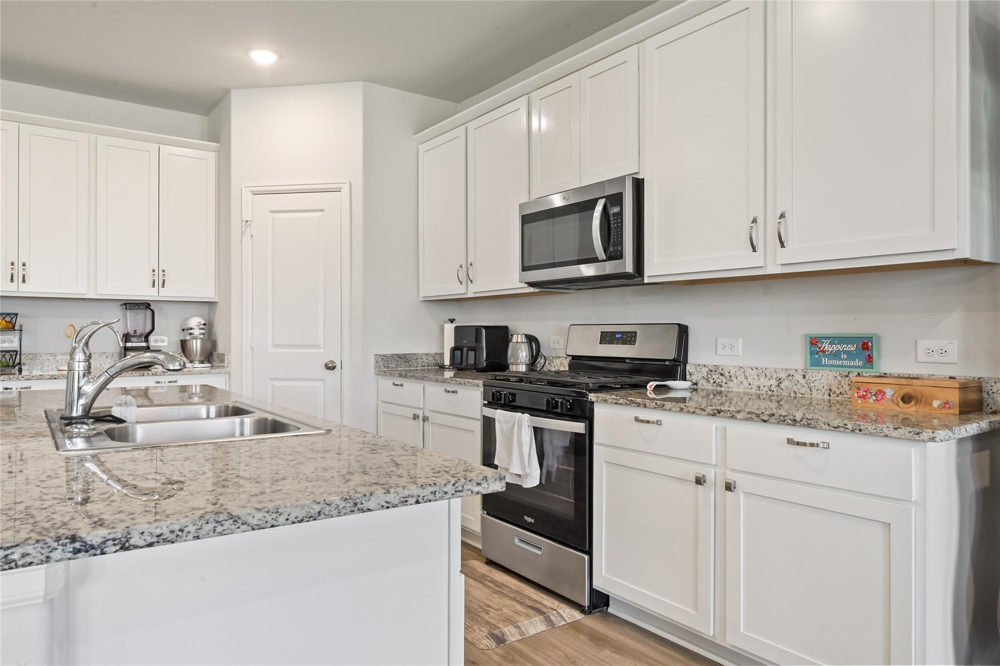 5928 Peonies Place