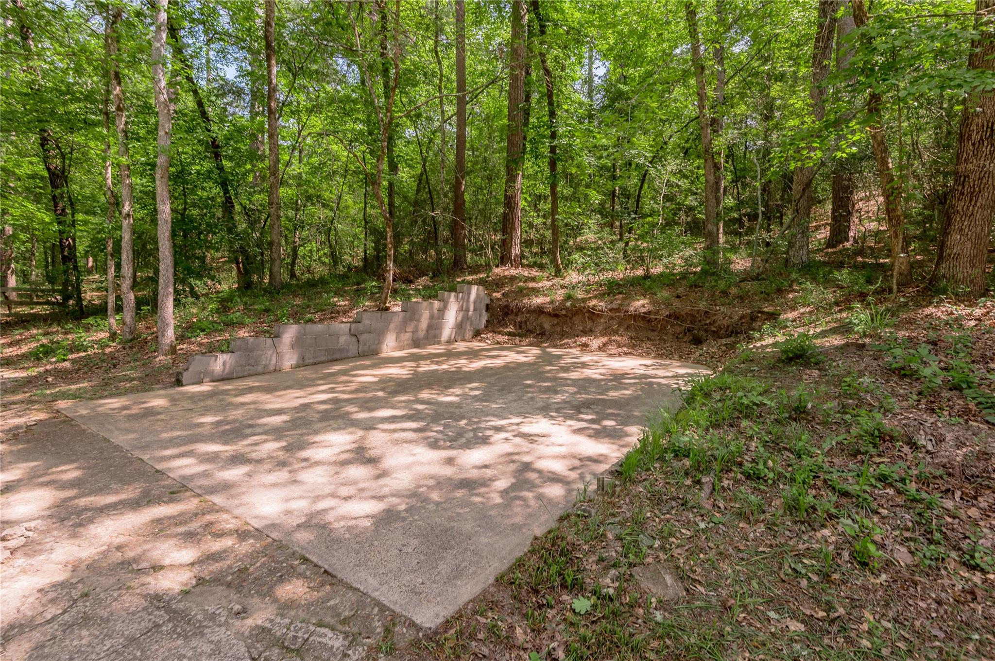 Trinity, Texas 75862, United States, 2 Bedrooms Bedrooms, ,1 BathroomBathrooms,Residential,Active,226282