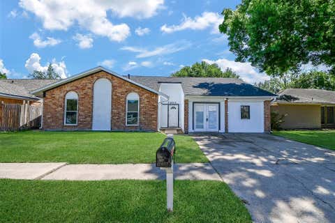 Photo of 7203 Santa Rita Drive, Houston, TX 77083 (MLS # 87992969)