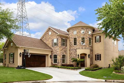 Homes For Sale - 11218 French Oak Lane<br/> Houston, TX 77082