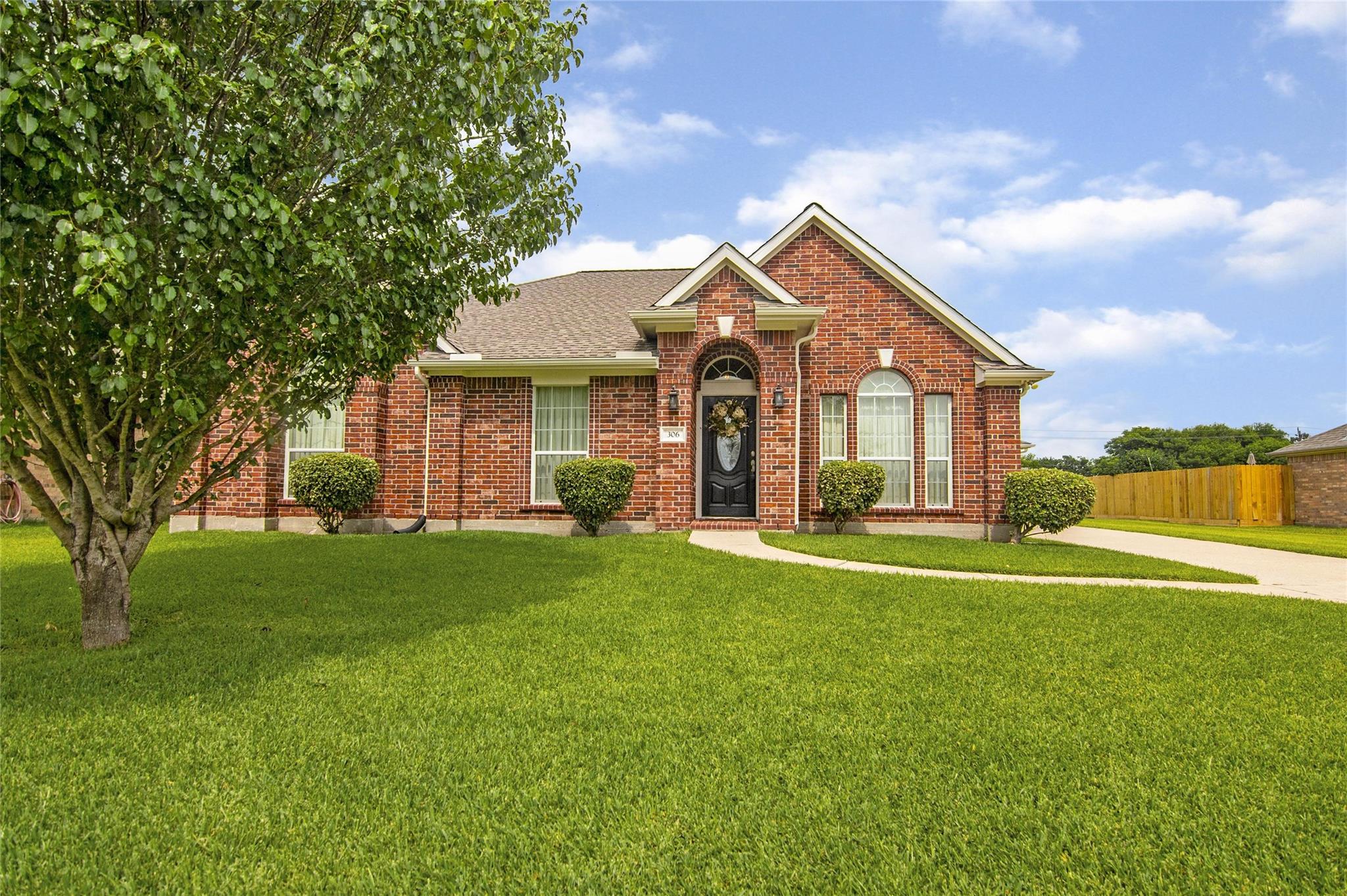 306 King William Drive