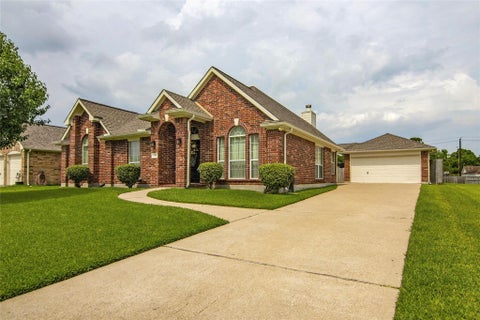 Homes For Rent - 306 King William Drive<br/> La Porte, TX 77571