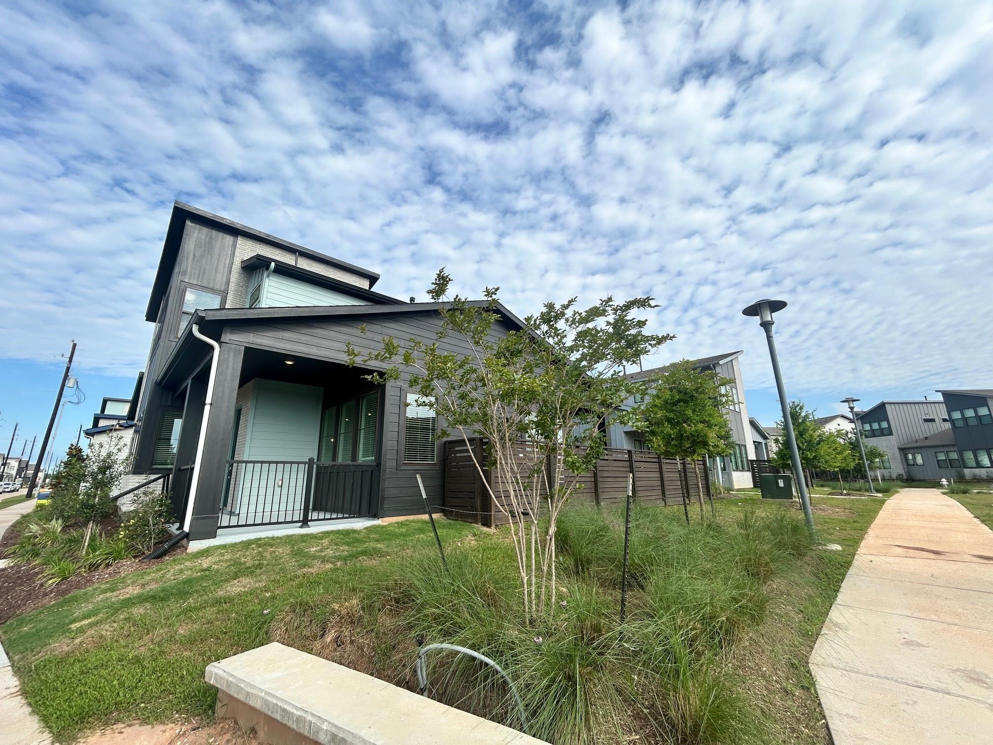 3331 Loam Lane