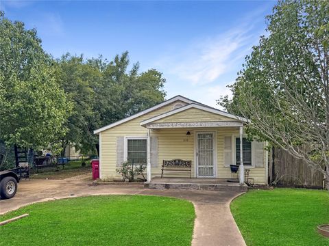 Photo of 619 N Avenue C, Freeport, TX 77541 (MLS # 9045064)