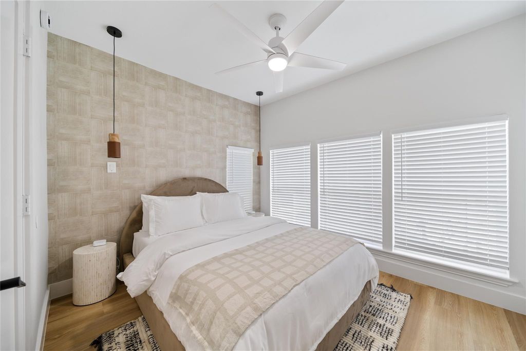 Photo of 4704 Park Drive #6, Houston, TX 77023 (MLS # 16481161)