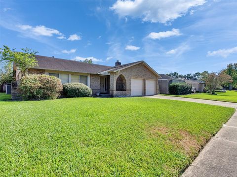 Photo of 15718 Dunmoor Drive, Houston, TX 77059 (MLS # 68006048) Photo of 15718 Dunmoor Drive, Houston, TX 77059 (MLS # 68006048)