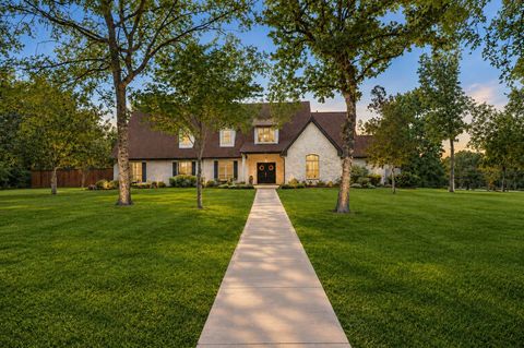 Photo of 8504 Prince William Court, Montgomery, TX 77316 (MLS # 81443738)