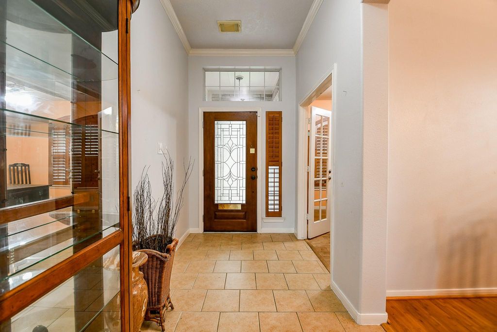 Photo of 20743 Oakhurst Park Drive, Porter, TX 77365 (MLS # 28955429)