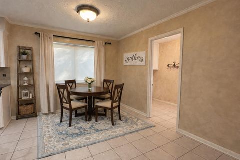 Tiny photo for 6203 Fairway Oaks Court, Spring, TX 77379 (MLS # 84529776)