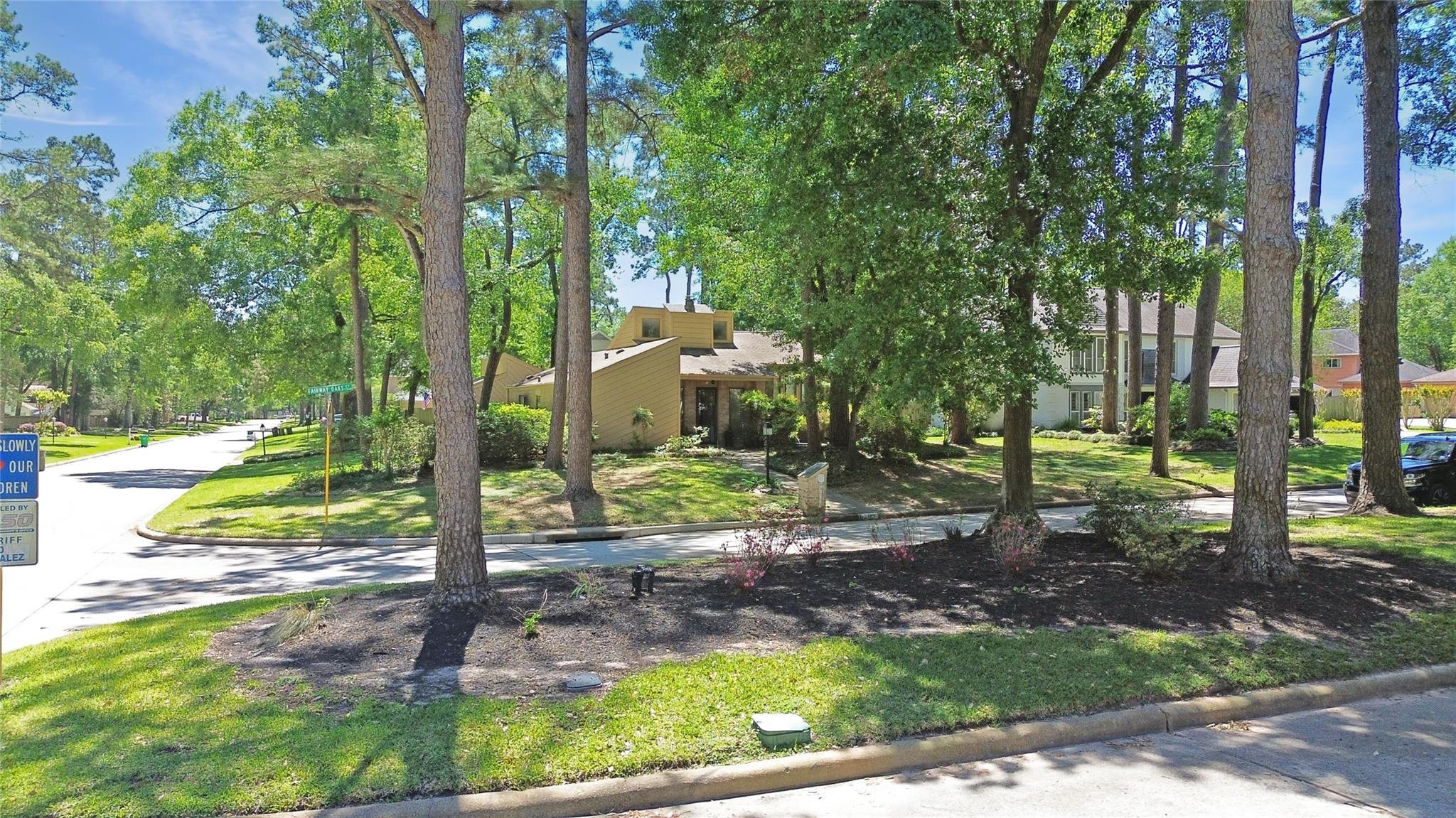 6203 Fairway Oaks Court