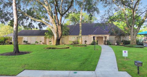 Tiny photo for 6203 Fairway Oaks Court, Spring, TX 77379 (MLS # 84529776)