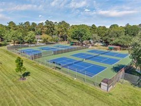 Tiny photo for 6203 Fairway Oaks Court, Spring, TX 77379 (MLS # 84529776)