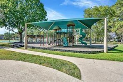 Tiny photo for 6203 Fairway Oaks Court, Spring, TX 77379 (MLS # 84529776)